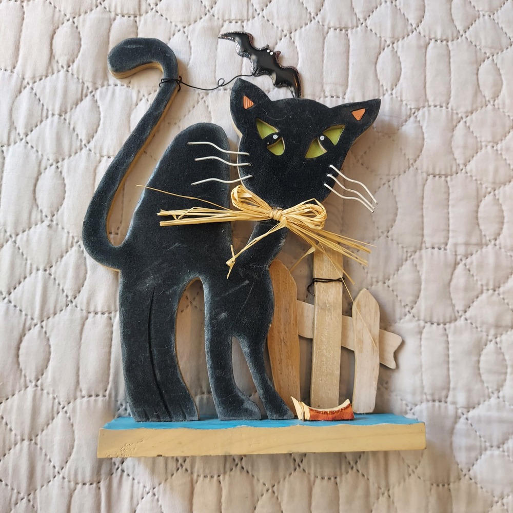 Spooky Hollow Halloween Black Cat Wood Decor Flocked Bat Fence 2003 Joann 11in